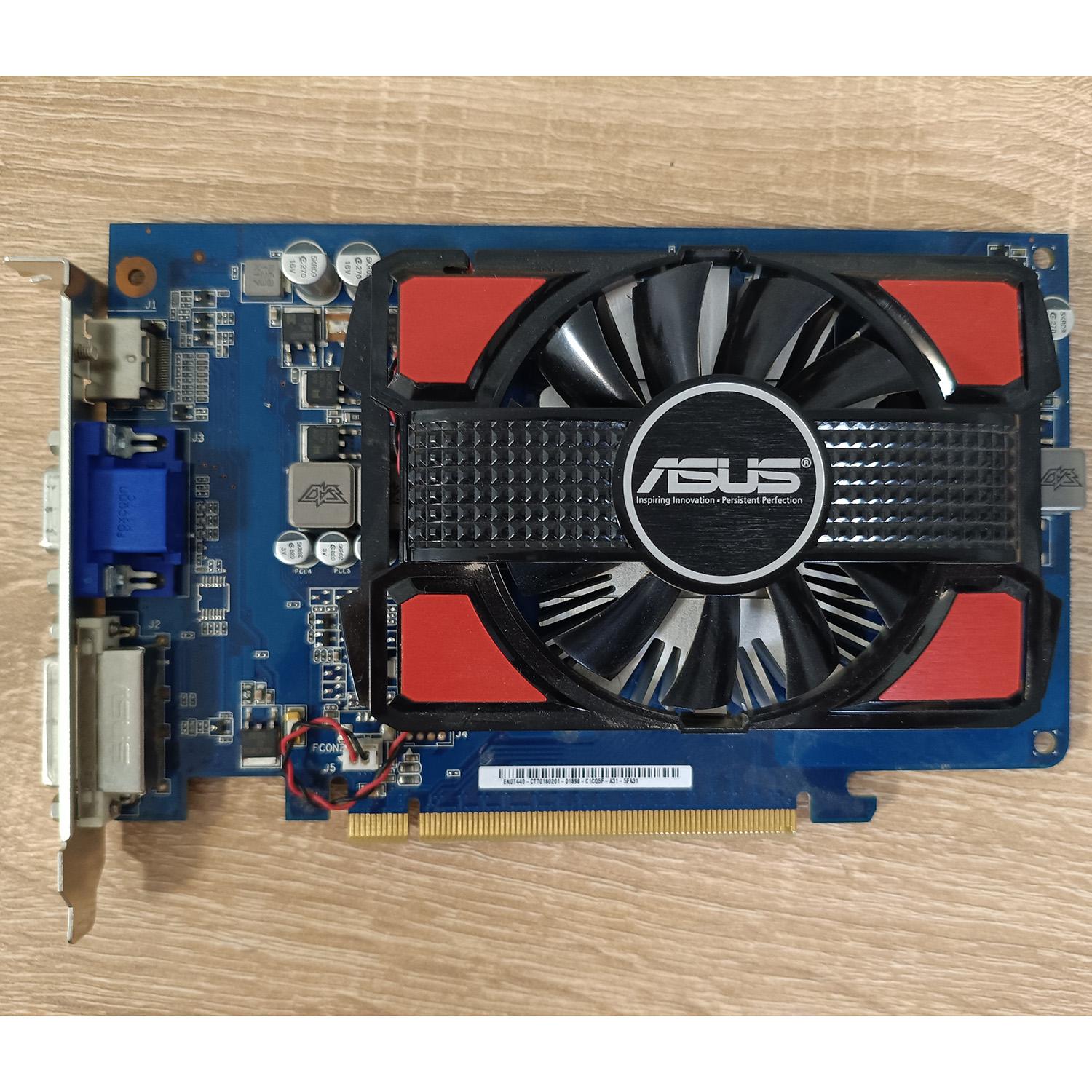 ASUS NVIDIA GeForce GT 440 1ГБ GDDR3